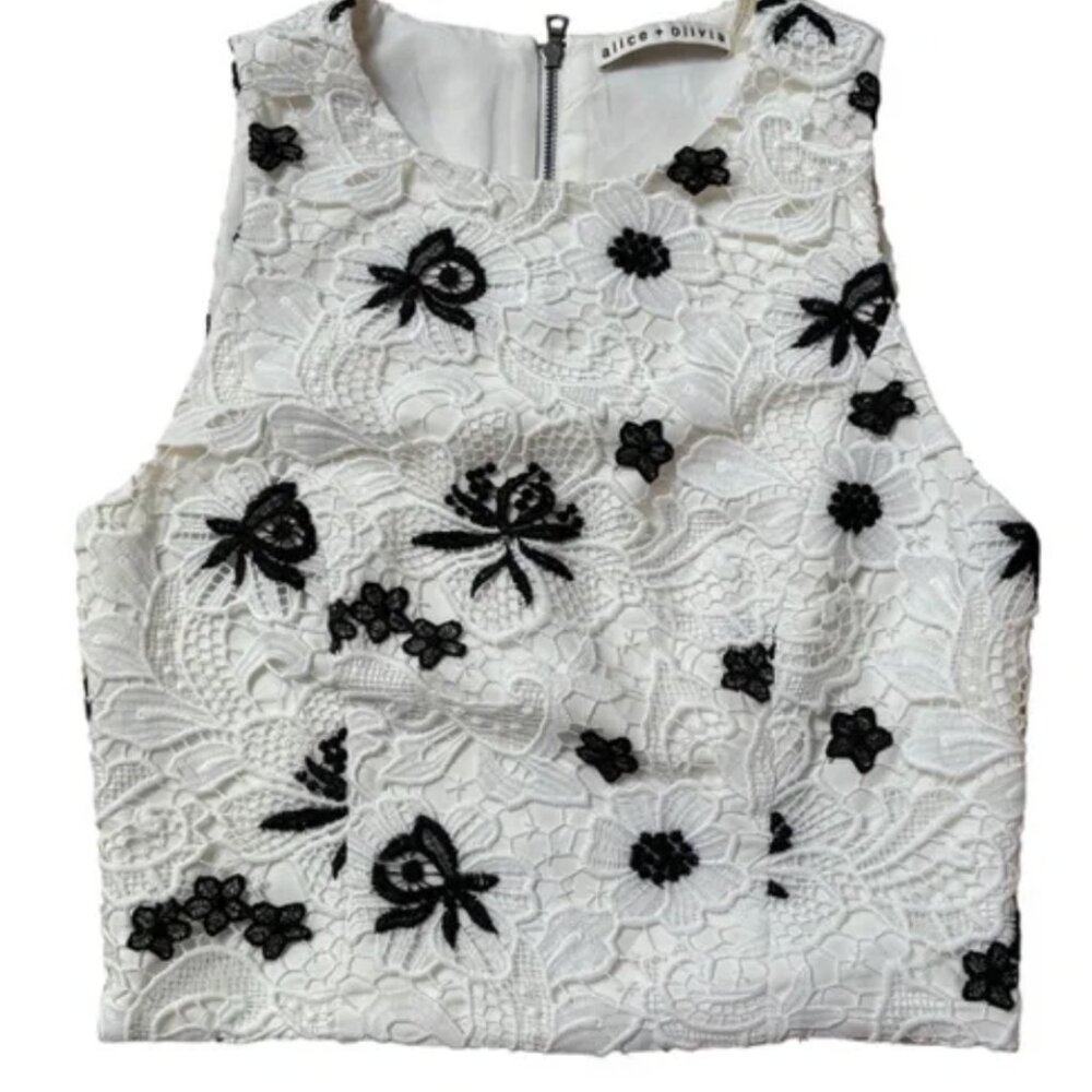 Alice & Olivia Tru Guipure Lace Sleeveless Top Size 6  NWOT